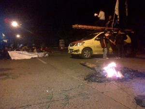 Demo di Depan Kampus IISIP, Mobil PLN Dibajak dan Dijadikan Panggung Orasi