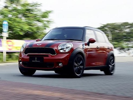 MINI Cooper S, Si Kecil yang Nyelekit