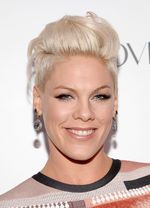 Pink, Billboard Woman of the Year 2013