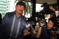 TB Silalahi tiba di gedung KPK sekitar pukul 09.45 WIB. Dia akan diperiksa terkait kapasitasnya sebagai ketua Kowas yang bertugas untuk mengawasi kinerja kader. Lamhot Aritonang/detikFoto.