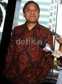 Selain TB Silalahi, KPK juga memeriksa politisi Partai Demokrat lainnya, yaitu Benny K Harman. Dia juga akan diperiksa sebagai saksi untuk Anas. Lamhot Aritonang/detikFoto.