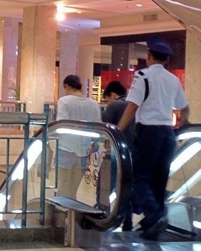 Mesra dengan Sophia Mueller, Apa Kata Ariel?