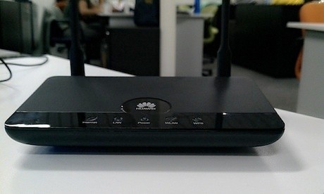Huawei WS330, Router Cerdas nan Ringkas