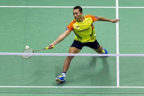 Sony Tundukkan Tommy, Pia/Rizky Kalah