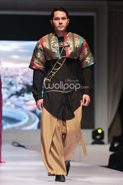 Zareena Servia Con Amore. IPBM Jabar collection 2014 at Trans Luxury Hotel. Bandung. 09-Desember-2013. [Foto: Mohammad Abduh/Wolipop]