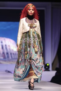 Zareena Servia Con Amore. IPBM Jabar collection 2014 at Trans Luxury Hotel. Bandung. 09-Desember-2013. [Foto: Mohammad Abduh/Wolipop]