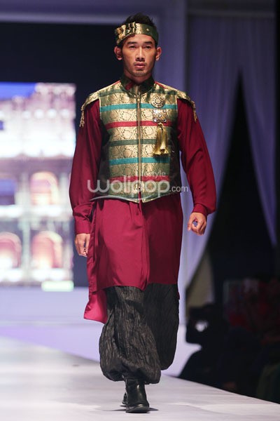 Zareena Servia Con Amore. IPBM Jabar collection 2014 at Trans Luxury Hotel. Bandung. 09-Desember-2013. [Foto: Mohammad Abduh/Wolipop]