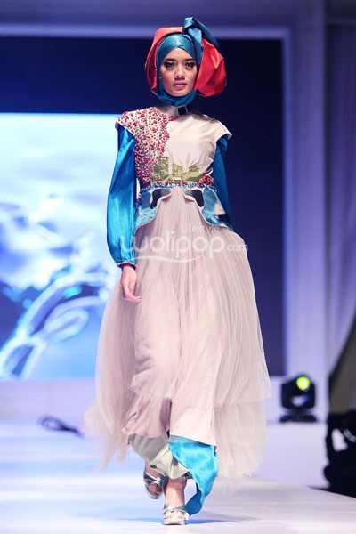 Ahmad Zaki Water City. IPBM Jabar collection 2014 at Ballroom Trans Luxury Hotel. Bandung. 09-Desember-2013. [Foto: Mohammad Abduh/Wolipop]