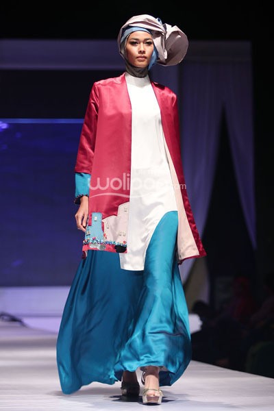 Ahmad Zaki Water City. IPBM Jabar collection 2014 at Ballroom Trans Luxury Hotel. Bandung. 09-Desember-2013. [Foto: Mohammad Abduh/Wolipop]