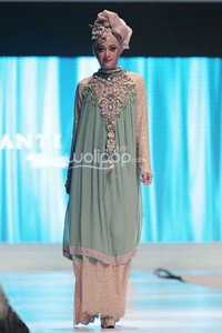 Anti Dewi Sang Dewi. IPBM Jabar collection 2014 at Ballroom Trans Luxury Hotel. Bandung. 09-Desember-2013. [Foto: Mohammad Abduh/Wolipop]