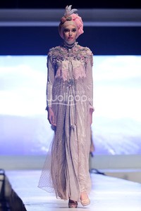 Anti Dewi Sang Dewi. IPBM Jabar collection 2014 at Ballroom Trans Luxury Hotel. Bandung. 09-Desember-2013. [Foto: Mohammad Abduh/Wolipop]
