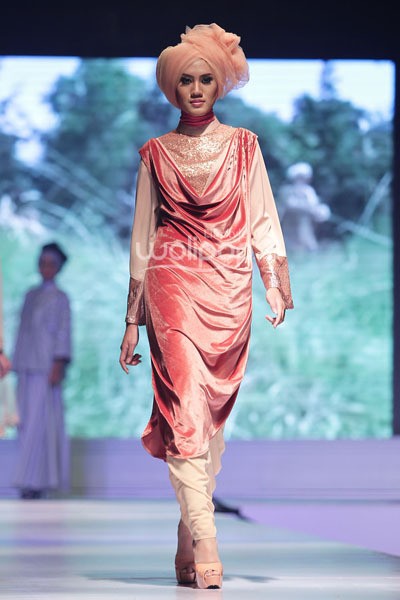 Meeta Fauzan La Belle Fille. IPBM Jabar collection 2014 at Ballroom Trans Luxury Hotel. Bandung. 09-Desember-2013. [Foto: Mohammad Abduh/Wolipop]