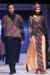 Ernie Kosasih Masquetik. IPBM Jabar collection 2014 at Ballroom Trans Luxury Hotel. Bandung. 09-Desember-2013. [Foto: Mohammad Abduh/Wolipop]