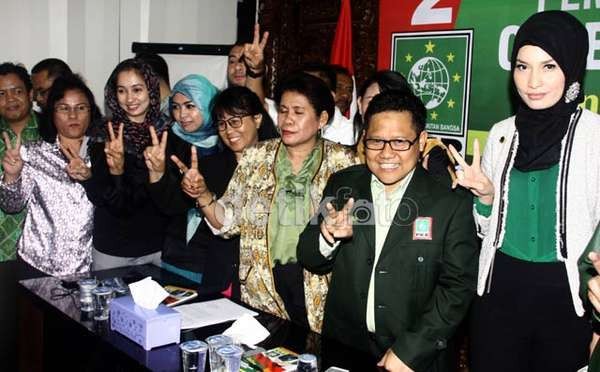  Artis Jadi Politisi Ditunggangi