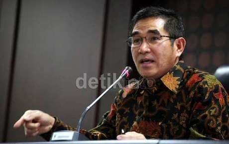 Diperiksa KPK, Hamdan Zoelva akan Beri Penjelasan di MK