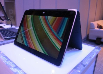 Pasar Indonesia rencananya juga bakal disambangi Dell XPS 11. Hanya saja untuk harga dan tanggal peluncurannya, Dell masih merahasiakan.