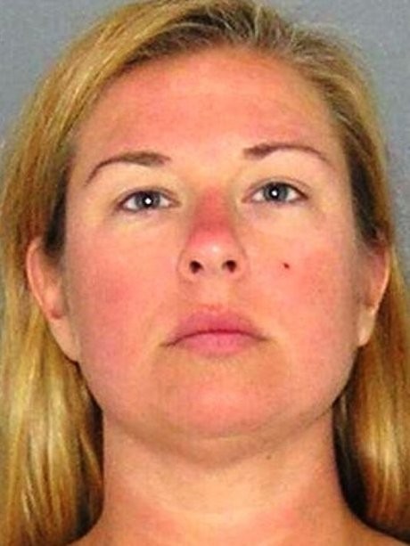 Bercinta dengan Murid, Bu Guru AS Dipenjara 2 Tahun