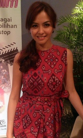 Revalina Temat Tertantang Perankan Istri Uje