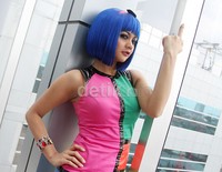 Gaya Jenita Janet saat ditemui Trans 7, Tendean, Jakarta Selatan, Kamis (12/12/2013). Gus Mun/detikHOT.