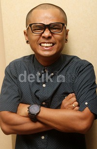 Wendy mengaku memang sengaja memotong habis rambutnya. Gus Mun/detikHOT.