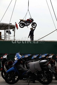 Kondisi itu juga diyakini karena dipicu oleh kenaikan suku bunga perbankan.