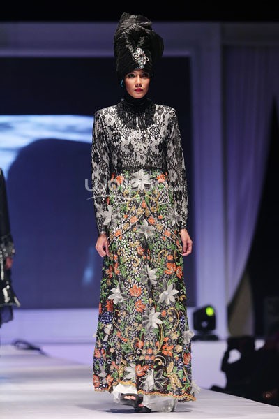 Herman Nuary Silvers Night. IPBM Jabar collection 2014 at Ballroom Trans Luxury Hotel. Bandung. 09-Desember-2013. [Foto: Mohammad Abduh/Wolipop]