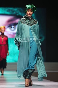 Nina AZura Exotic Ethnic. IPBM Jabar collection 2014 at Ballroom Trans Luxury Hotel. Bandung. 09-Desember-2013. [Foto: Mohammad Abduh/Wolipop]