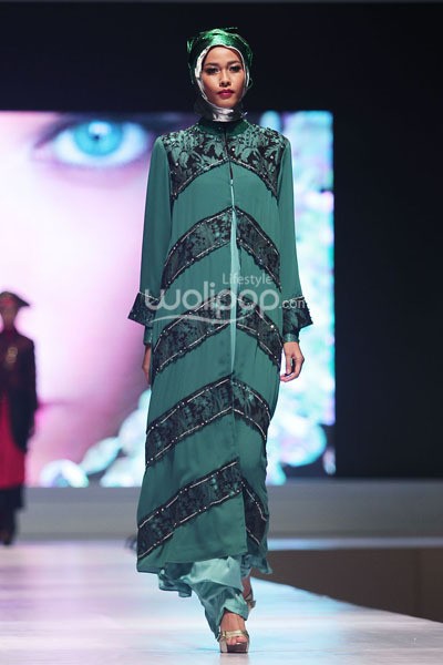 Nina AZura Exotic Ethnic. IPBM Jabar collection 2014 at Ballroom Trans Luxury Hotel. Bandung. 09-Desember-2013. [Foto: Mohammad Abduh/Wolipop]