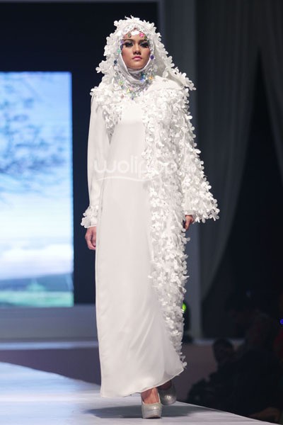 Eryani Jusuf Primavera. IPBM Jabar collection 2014 at Ballroom Trans Luxury Hotel. Bandung. 09-Desember-2013. [Foto: Mohammad Abduh/Wolipop]