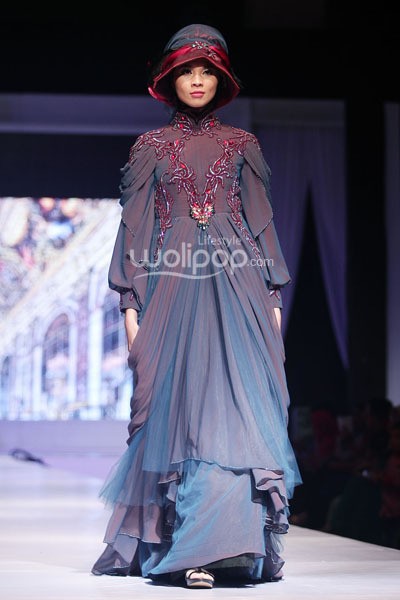 Lisma D Gumelar Retro Classique. IPBM Jabar collection 2014 at Ballroom Trans Luxury Hotel. Bandung. 09-Desember-2013. [Foto: Mohammad Abduh/Wolipop]