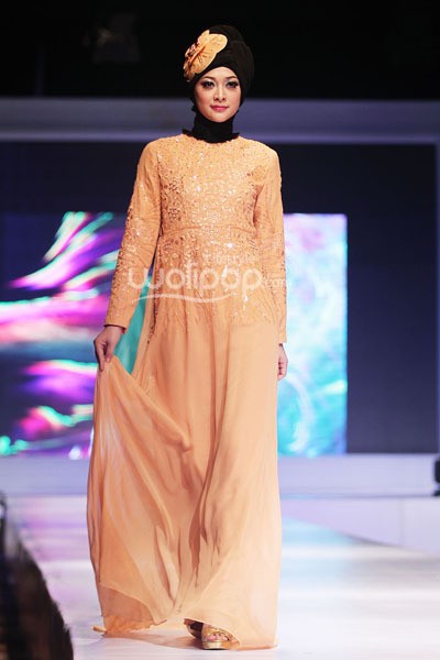 Malida Aurora. IPBM Jabar collection 2014 at Ballroom Trans Luxury Hotel. Bandung. 09-Desember-2013. [Foto: Mohammad Abduh/Wolipop]