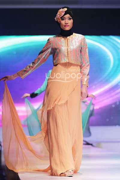 Malida Aurora. IPBM Jabar collection 2014 at Ballroom Trans Luxury Hotel. Bandung. 09-Desember-2013. [Foto: Mohammad Abduh/Wolipop]