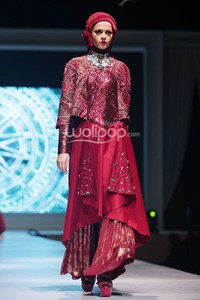 Toera Imara Ret Romantic Freedom. IPBM Jabar collection 2014 at Ballroom Trans Luxury Hotel. Bandung. 09-Desember-2013. [Foto: Mohammad Abduh/Wolipop]