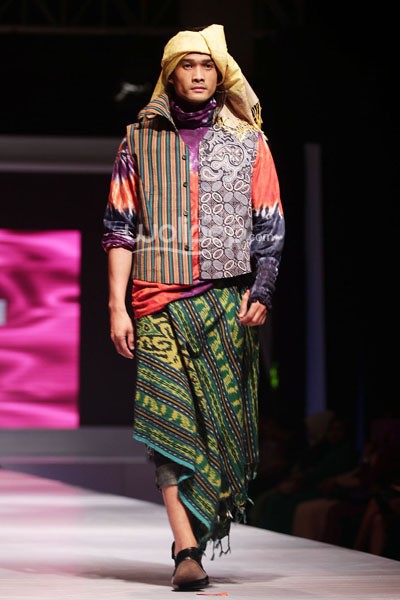 Irni Resmi Japareijm. IPBM Jabar collection 2014 at Ballroom Trans Luxury Hotel. Bandung. 09-Desember-2013. [Foto: Mohammad Abduh/Wolipop]