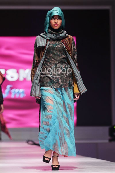 Irni Resmi Japareijm. IPBM Jabar collection 2014 at Ballroom Trans Luxury Hotel. Bandung. 09-Desember-2013. [Foto: Mohammad Abduh/Wolipop]