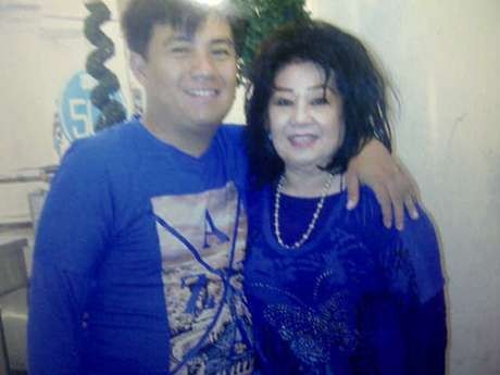 Tomy: Tante Heny Cemburuan