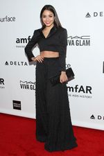 Vanessa Hudgens Cantik di amfAR 2013