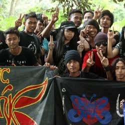 Perjuangan Para Slankers Capai Konser 30 Tahun Slank