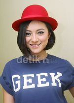 Si Cantik Lolita Agustine