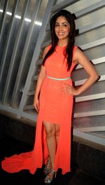 Senyuman Manis Bintang Bollywood Yami Gautam