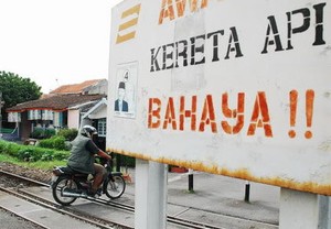 Ridwan Kamil: Jika Dibutuhkan, Kita Buat Relawan Perlintasan Kereta