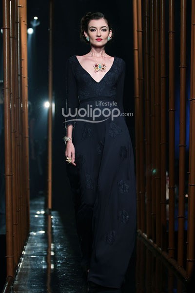 Arantxa Adi Collections 2014 The V.I.P.s. ABSOLUT Country of Sweden ELYX at Grand Balroom Hotel Kempinski. 11 Desember 2013. Jakarta. [Foto: Mohammad Abduh/Wolipop]