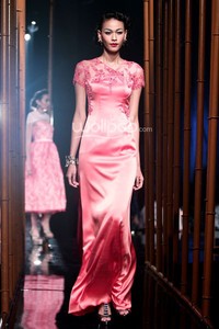 Arantxa Adi Collections 2014 The V.I.P.s. ABSOLUT Country of Sweden ELYX at Grand Balroom Hotel Kempinski. 11 Desember 2013. Jakarta. [Foto: Mohammad Abduh/Wolipop]