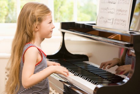 Musik Cerdaskan Anak? Kata Psikolog Amerika, Itu Mitos!