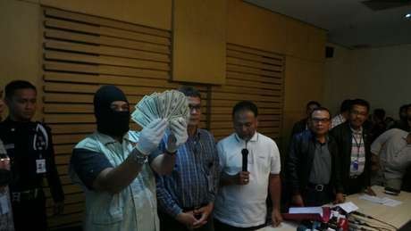 KPK Duga Ada Oknum Jaksa Lain yang Menerima Uang Selain Subari