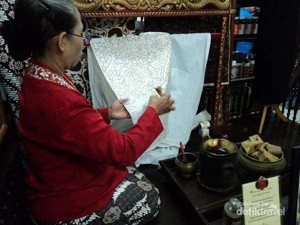 Yuk! Intip Pembuatan Batik di Malioboro