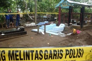 Resi Si Pembongkar Kubur Akui Ambil Kain Perawan di Makam Endah