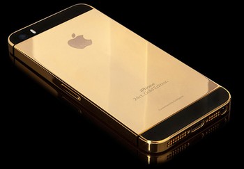 Selain membalut iPhone dengan emas, berlian, dan batu permata lainnya, Goldgenie juga hobi untuk menyulap gadget-gadget lain jadi emas. (kredit foto: goldgenie)