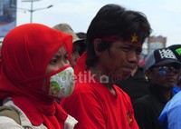Menurut mereka, pengangkatan pekerja outsoursing BUMN merupakan salah satu rekomendasi Panja Outsourcing BUMN DPR RI. Untuk itu, Geber BUMN ingin menagih janji DPR untuk menyelesaikan masalah ini.