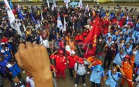 Mereka menuntut DPR segera membentuk Satuan Tugas (Satgas) Outsourcing, yang juga merupakan rekomendasi Panja Outsourcing BUMN DPR.